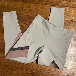 Women's Maaji Yoga Pants in Grey